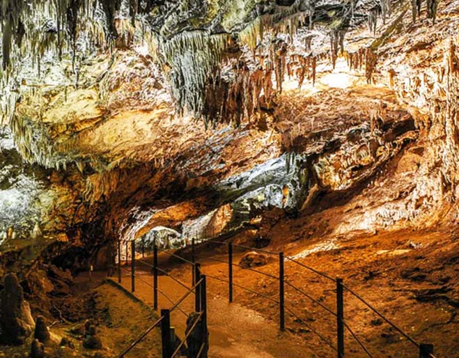 Grotte di Castelcivita - interno Grotte di Castelcivita - interno